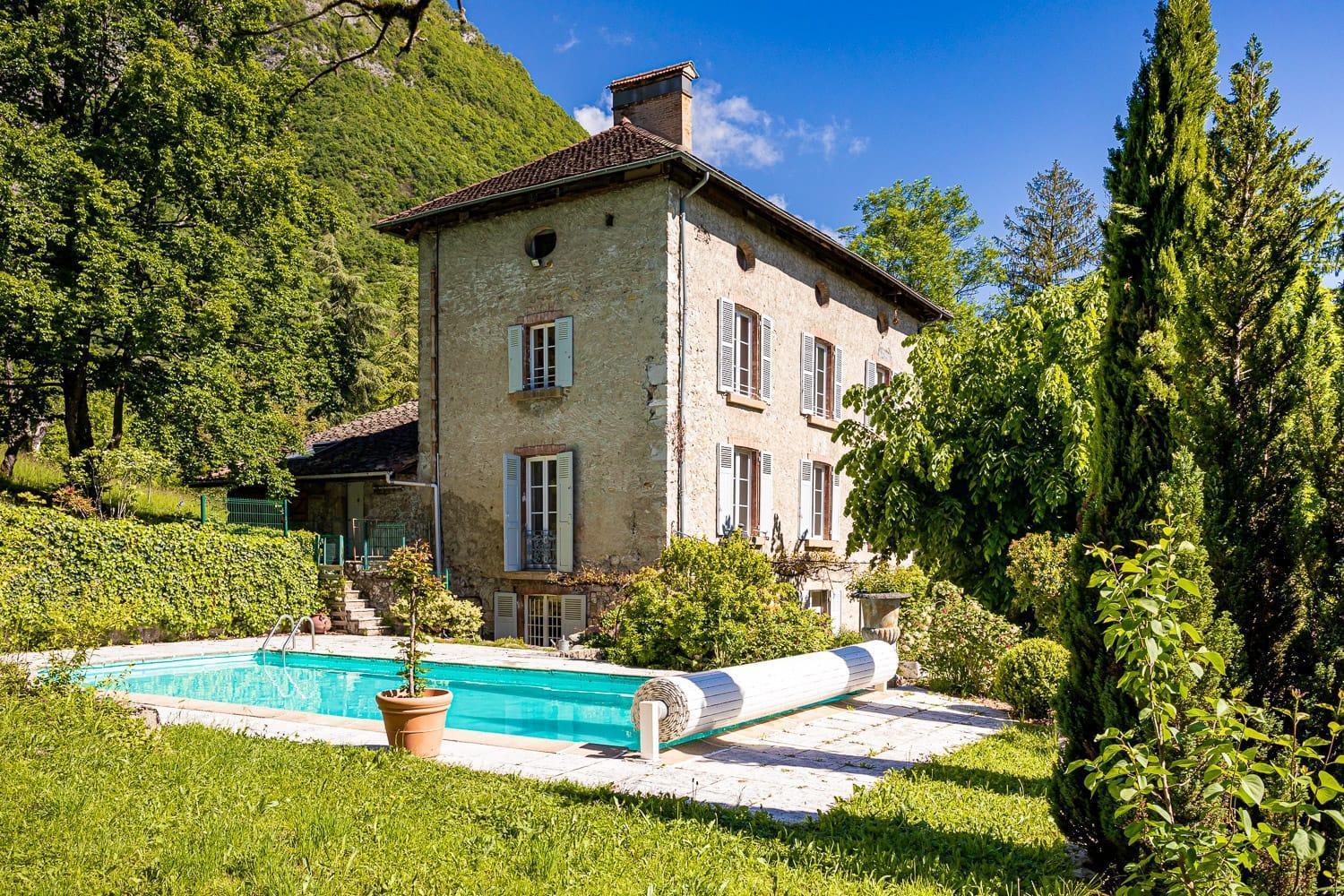 Chateau Monts Blancs Lumbin Экстерьер фото